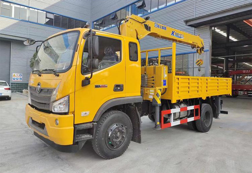 福田瑞沃徐工6.3噸隨車(chē)吊