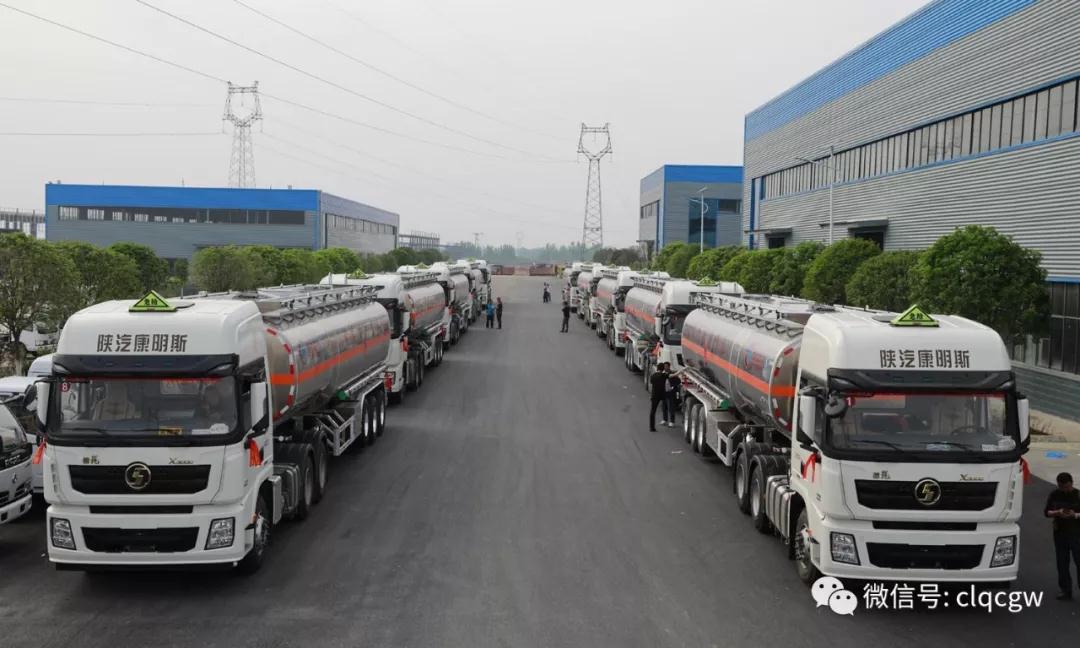 程力危化車制造公司新型輕量化全鋁合金危化運(yùn)輸車成行業(yè)驕子