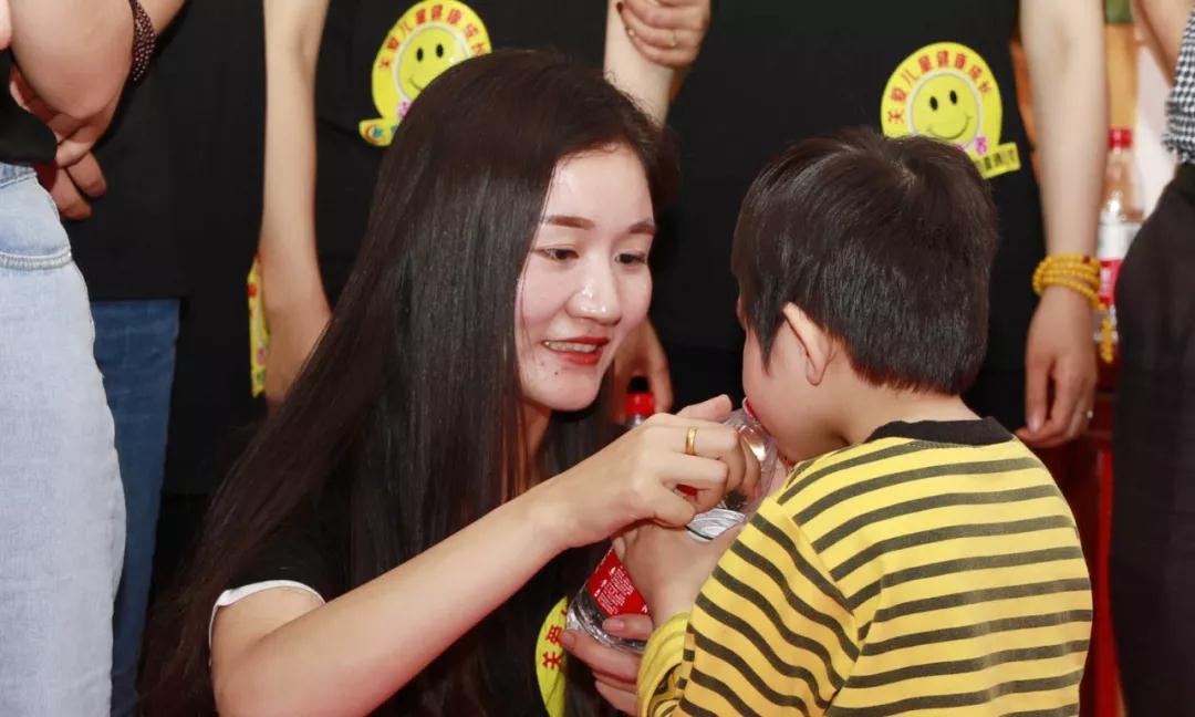 弘揚傳統美德，關愛兒童成長----首屆“魅力隨州，多彩程力”抖音大賽捐贈公益活動紀實